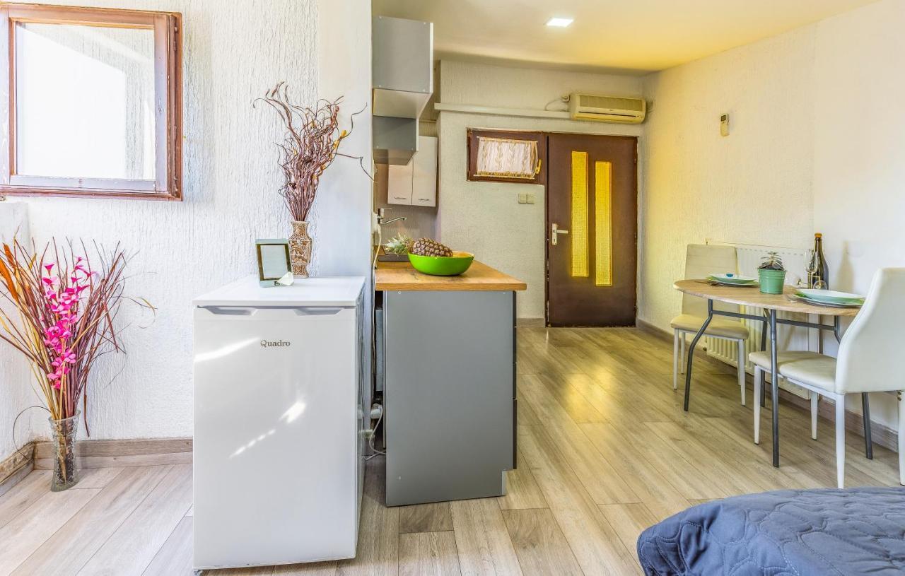 Apartments Tamara Μεντουλίν Εξωτερικό φωτογραφία