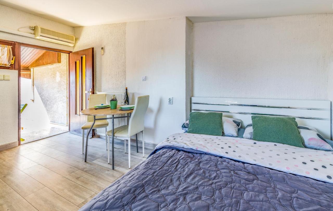 Apartments Tamara Μεντουλίν Εξωτερικό φωτογραφία