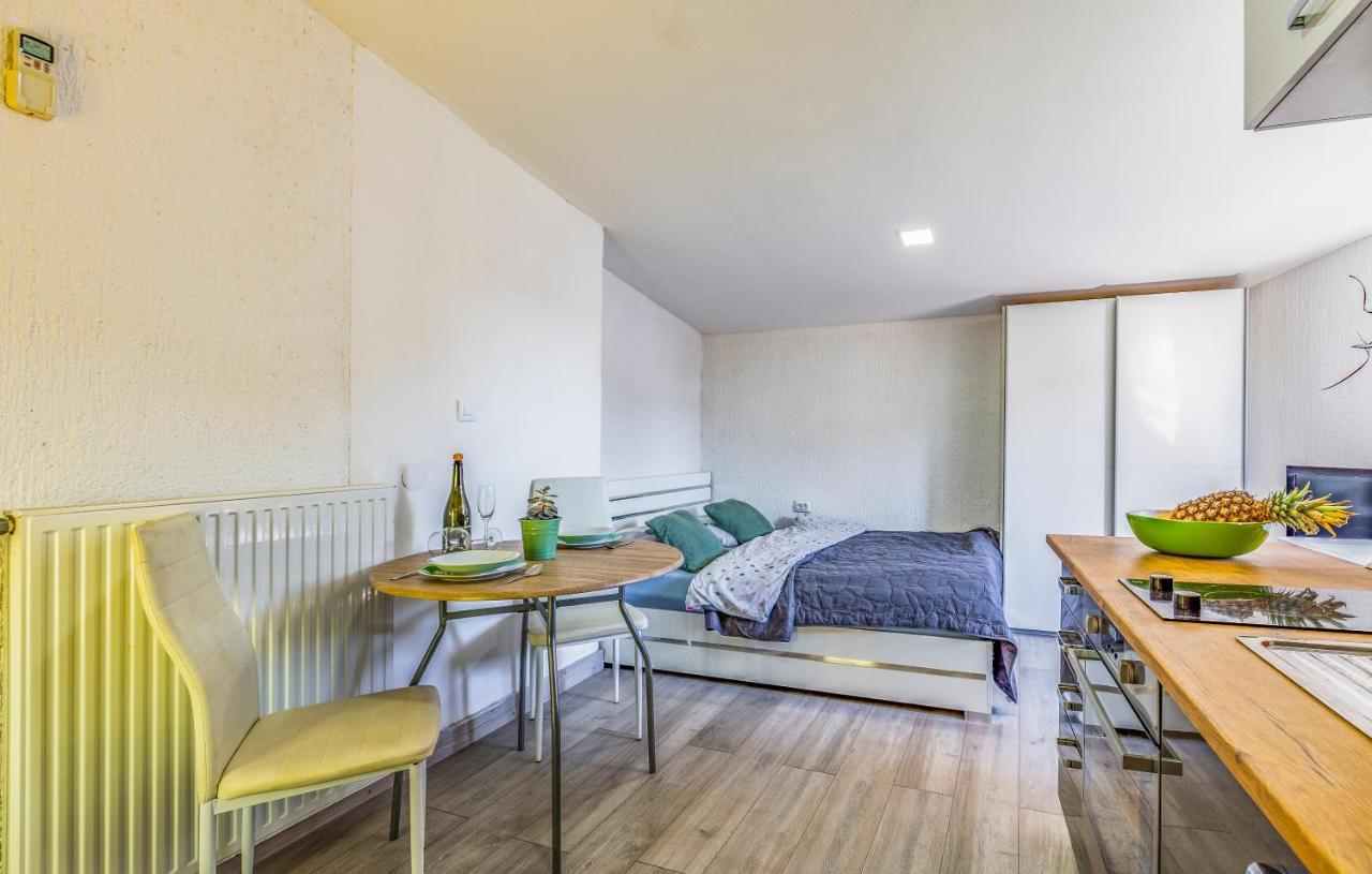 Apartments Tamara Μεντουλίν Εξωτερικό φωτογραφία