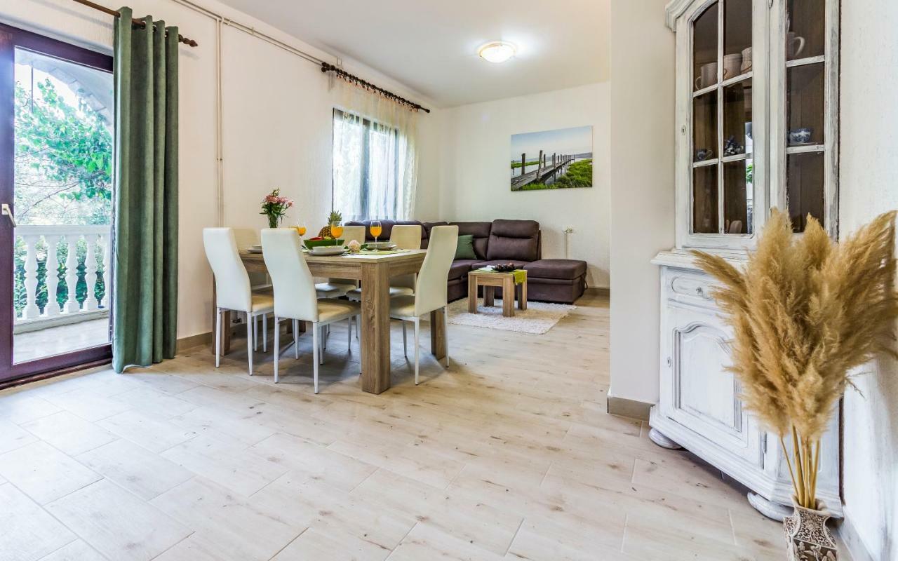 Apartments Tamara Μεντουλίν Εξωτερικό φωτογραφία